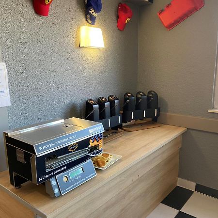 Enzo Hotels Nancy Frouard By Kyriad Direct Esterno foto